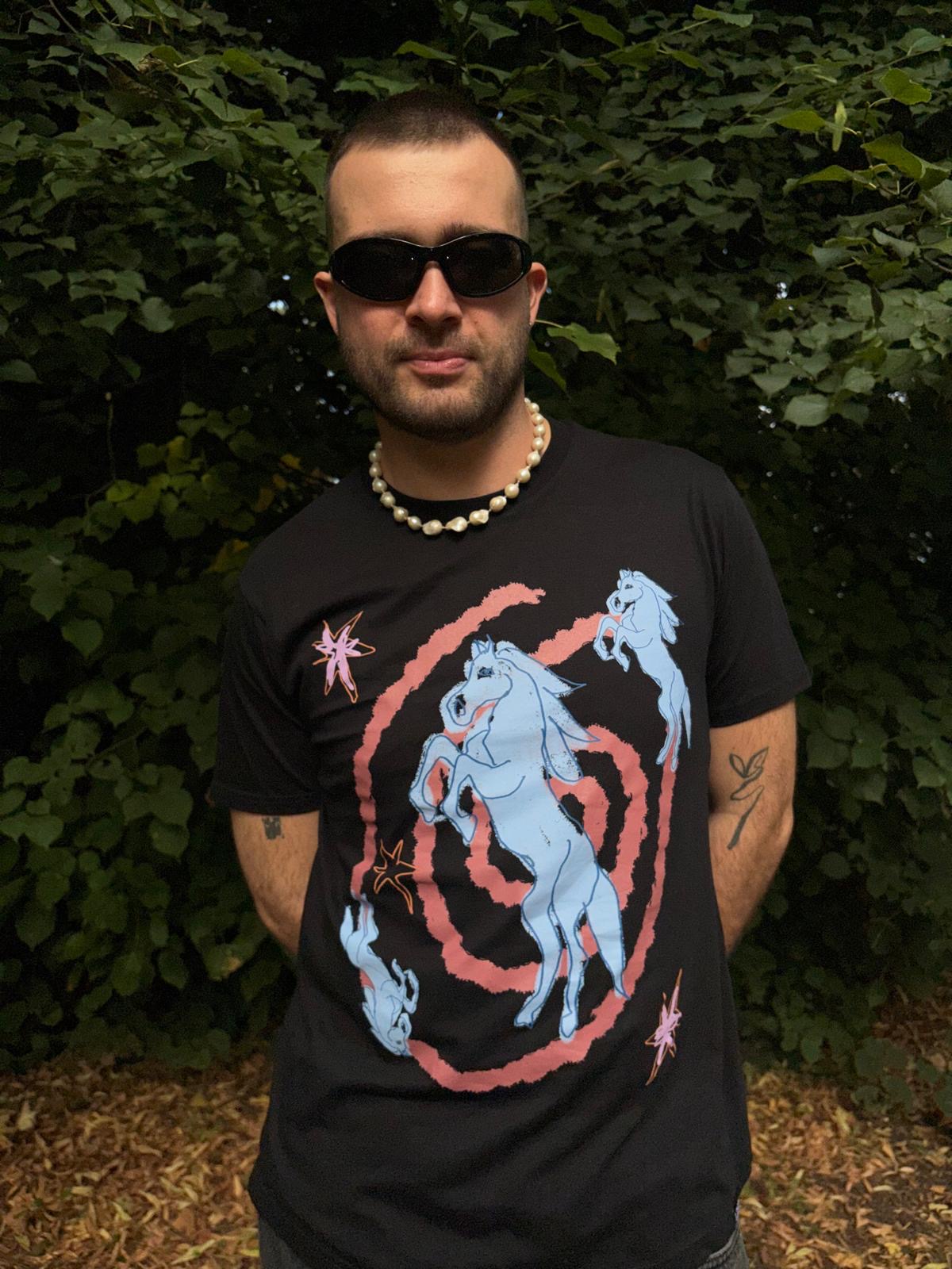 LENOU HORSE SHIRT